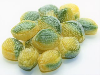 100 gr. Zitrone Limette Bonbon, gefüllt mit Brause von Jahrmarktbonbon